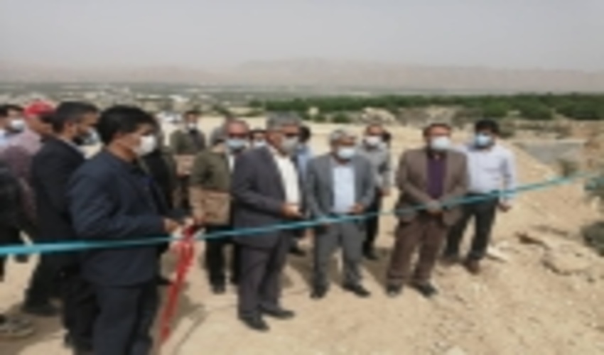 سه سازه آبخیزداری در هفته منابع طبیعی در شهرستان جم افتتاح شد