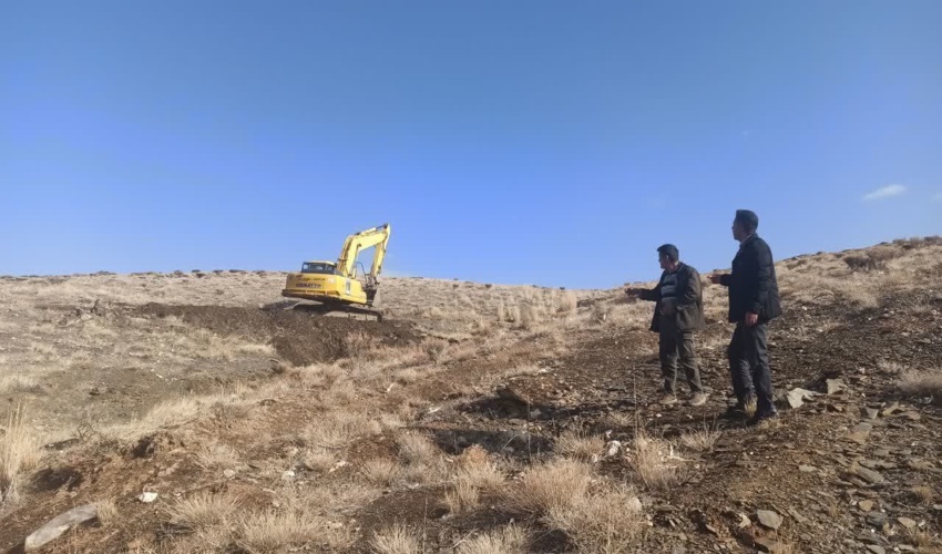 سه سازه آبخیزداری درکنگان دردست احداث است