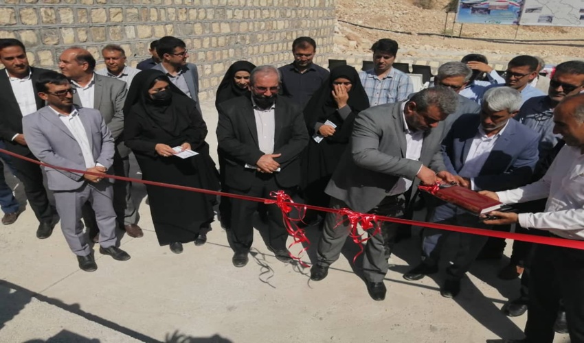 افتتاح سیزده طرح آبخیزداری در جم بمناسبت هفته دولت 