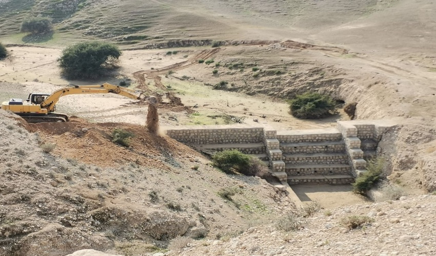 ترمیم بند های سنگی ملاتی حوزه شهری برازجان شهرستان دشتستان 