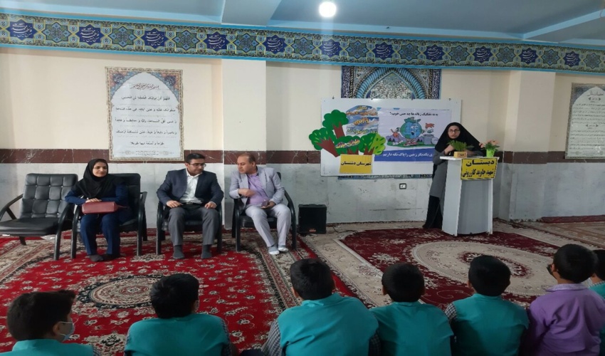 برگزاری برنامه آموزشی حفاظت از طبیعت و جذب همیار طبیعت در مدرسه پسرانه جاوید کازرونی