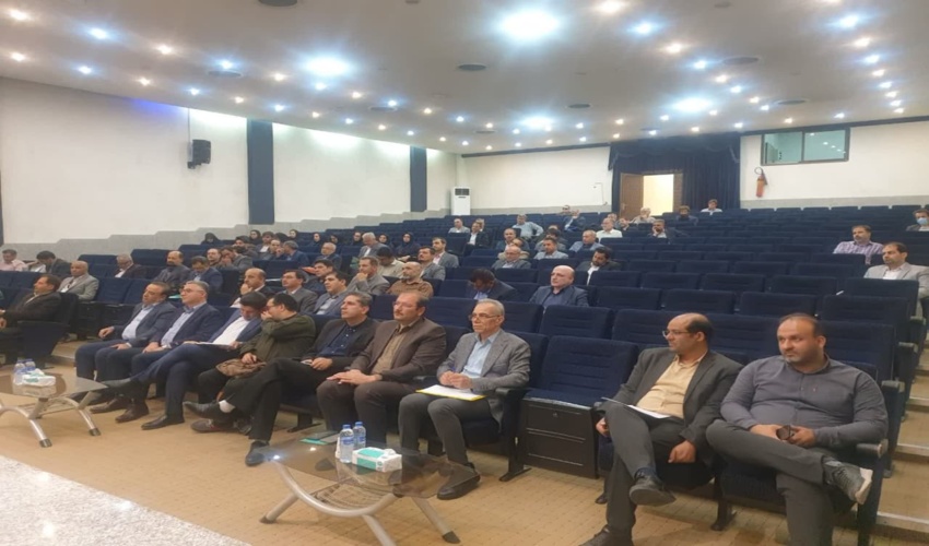 بررسی چالش ها و فرصت های منابع طبیعی در گردهمایی تبیین سیاست های دفتر مهندسی و مطالعات