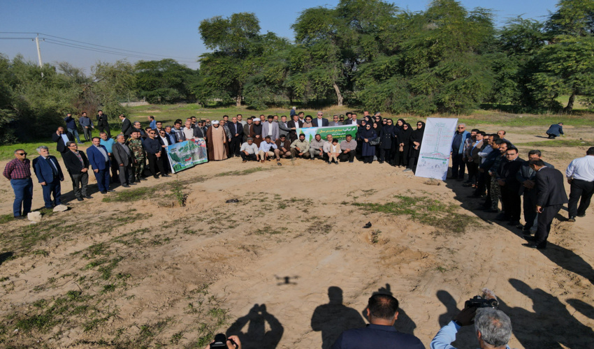 آغاز رسمی کاشت درخت در طرح مردمی کاشت یک میلیارد درخت در استان بوشهر