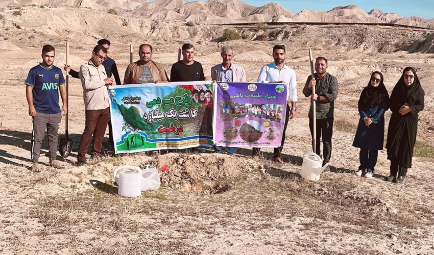 برگزاری پویش درختکاری یادبود شهدای حمله تروریستی راسک و کرمان در شهرستان گناوه