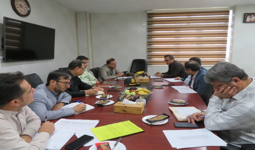 نشست صمیمی  رئیس سازمان جهاد کشاورزی با مدیر کل منابع طبیعی و آبخیزداری  استان بوشهر