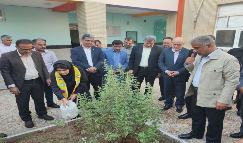 برگزاری پویش نهال مهر در مدارس استان بوشهر