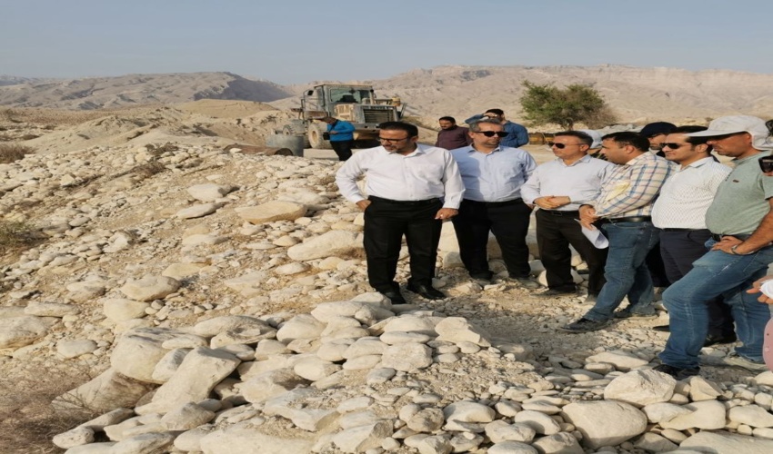 بازدید مدیرکل منابع طبیعی و آبخیزداری استان بوشهر از سازه های آبخیزداری آبدان شهرستان دیر 