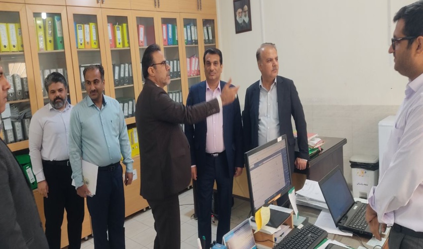 بازدید معاون هماهنگی امور اقتصادی استانداری ورئیس سازمان مدیریت و برنامه ریزی از اداره کل منابع طبیعی و آبخیزداری استان بوشهر