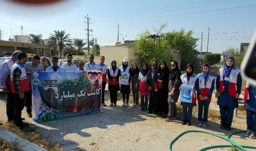 کاشت 77 نهال در هفتاد و هفتمین سالروز تاسیس سازمان جوانان هلال احمر شهرستان کنگان 