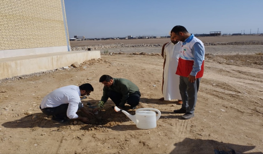  همکاری در اجرای طرح کاشت ۷۷ اصله نهال به پاس هفتاد و هفتمین سالگرد تأسیس جمعیت جوانان هلال احمر شهرستان دیلم 