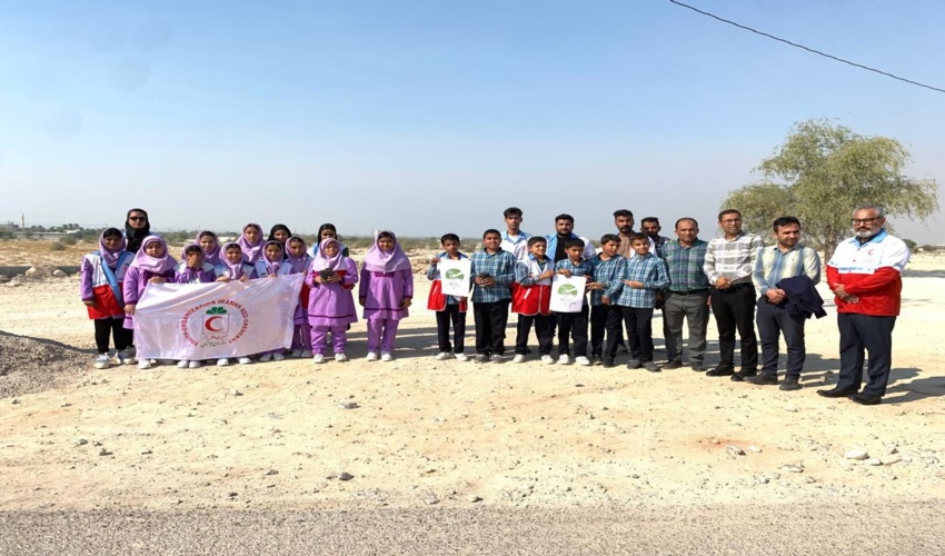 برگزاری پویش به نام پدر به مناسبت فرارسیدن روز ولادت حضرت علی (ع) و روز پدردر شهرستان جم