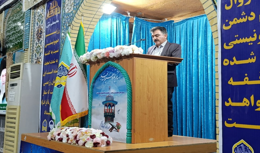 به مناسبت هفته منابع طبیعی و در سومین روز رئیس اداره منابع طبیعی و آبخیزداری شهرستان دشتی به ایراد سخنرانی پیش خطبه های نماز جمعه پرداخت